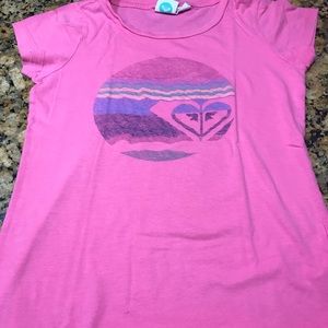 Cute pink Roxy shirt with Logo